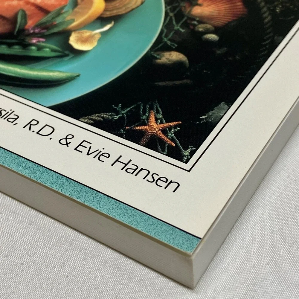 Light-Hearted Seafood Book By Janis Harsila & Evie Hansen‎ Vintage